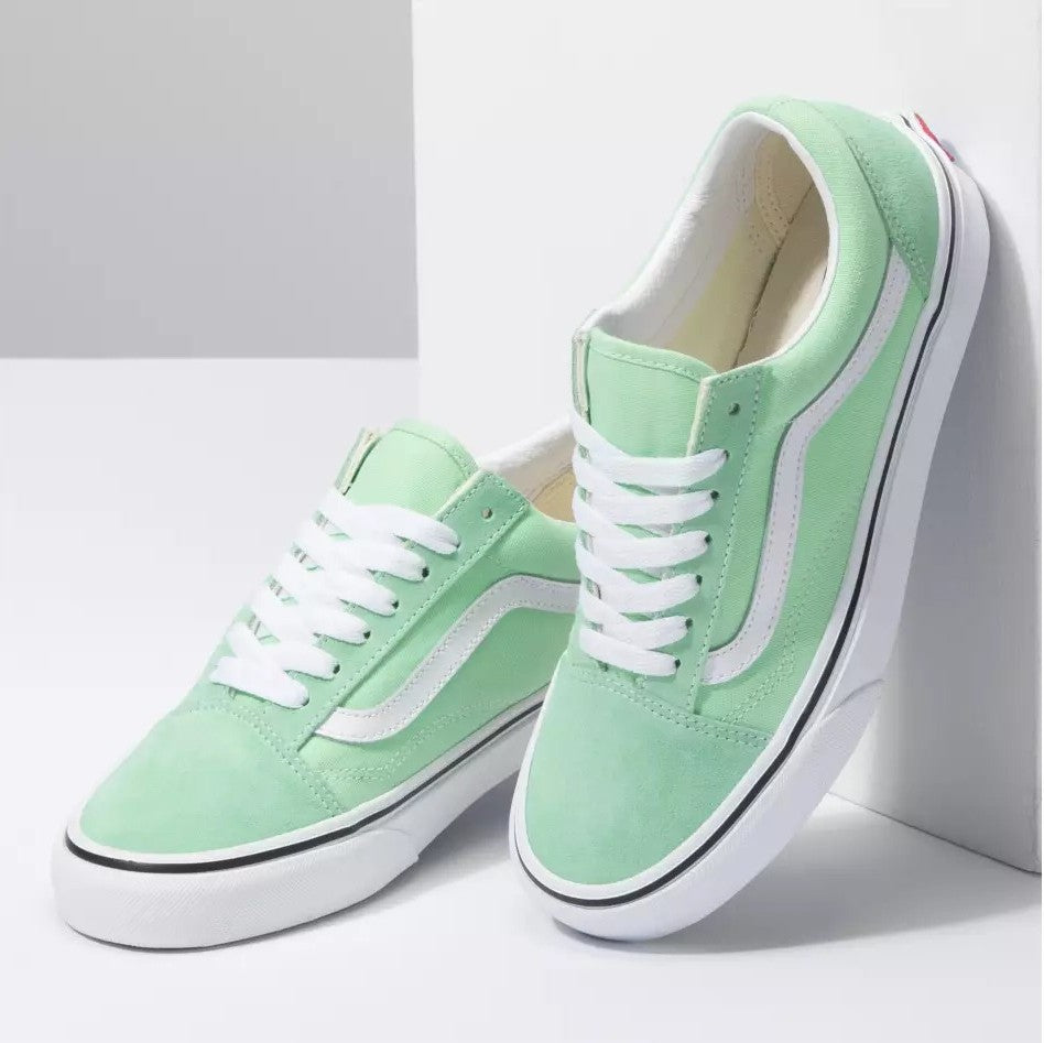 Neptune green old skool hot sale vans