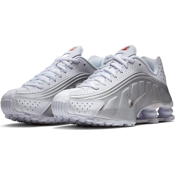 Juniors Nike Shox R4 GS Shoes in White/Silver [BQ4000-100]