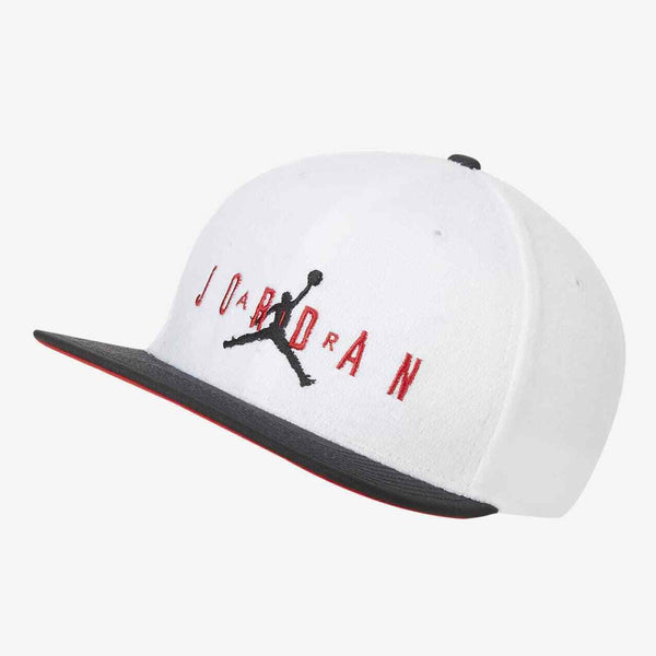 Nike Jordan Pro Sport DNA Cap in White