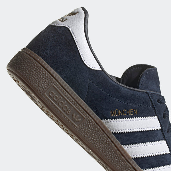 Adidas Originals München Shoes in Collegiate Navy / Clear Blue / Gold Metallic